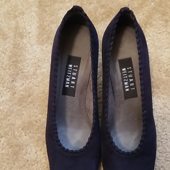 Stuart Weitzman Suede Heels - Picture 5 of 13